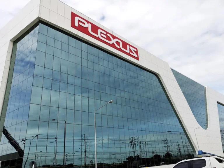 ผลงาน สร้างห้องคลีนรูม มาตรฐาน ISO 7 และ 8 พื้นที่ 4,000 ตร.ม. แบบ Turnkey Design สำหรับอุตสาหกรรม Electronics (EMS) ให้โรงงาน PLEXUS ผ่านการรับรองมาตรฐาน NEBB