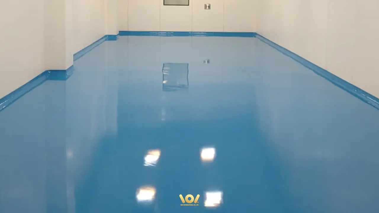 พื้น Epoxy คลีนรูม ผิวมันวาว ไร้รอยต่อ ทนทานต่อสารเคมี