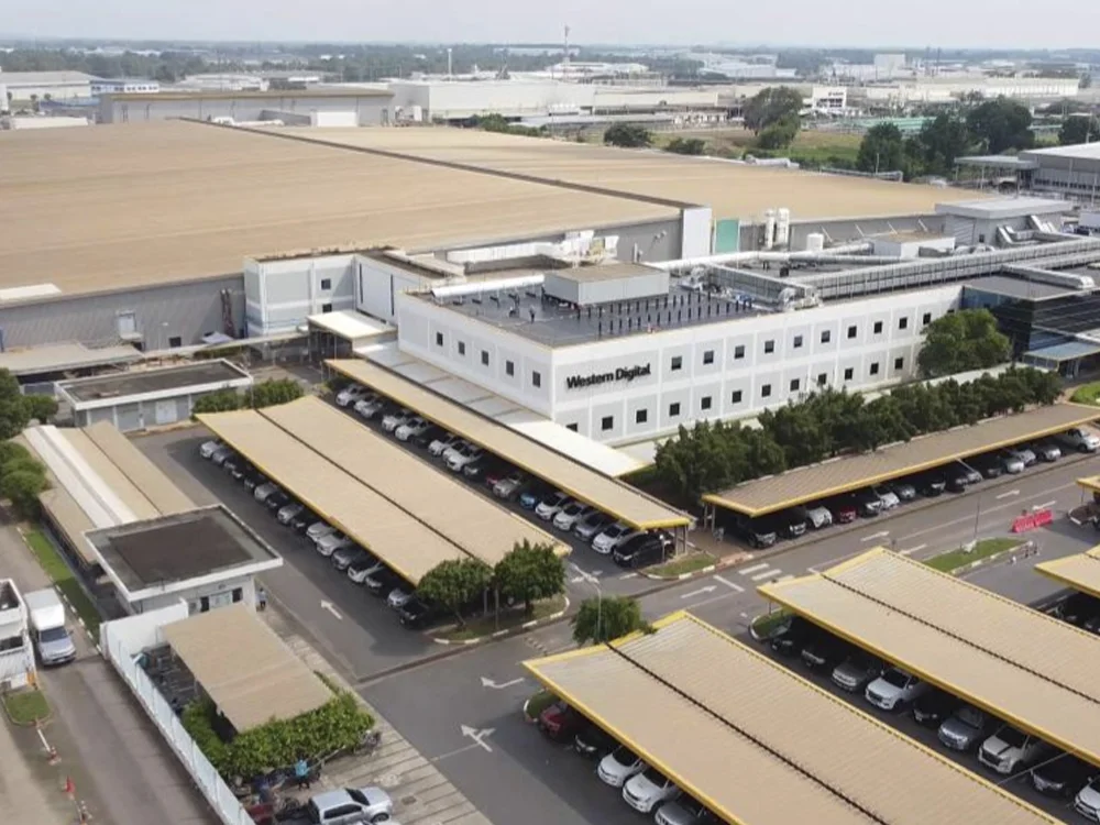 รีวิวผลงาน รับติดตั้งคลีนรูม มาตรฐาน ISO 5, 6 และ 8 พื้นที่ 11,000 ตร.ม. แบบ Built-to-Suit พร้อมติดตั้ง Cleanroom Lift สำหรับอุตสาหกรรม HDD โรงงาน Western Digital